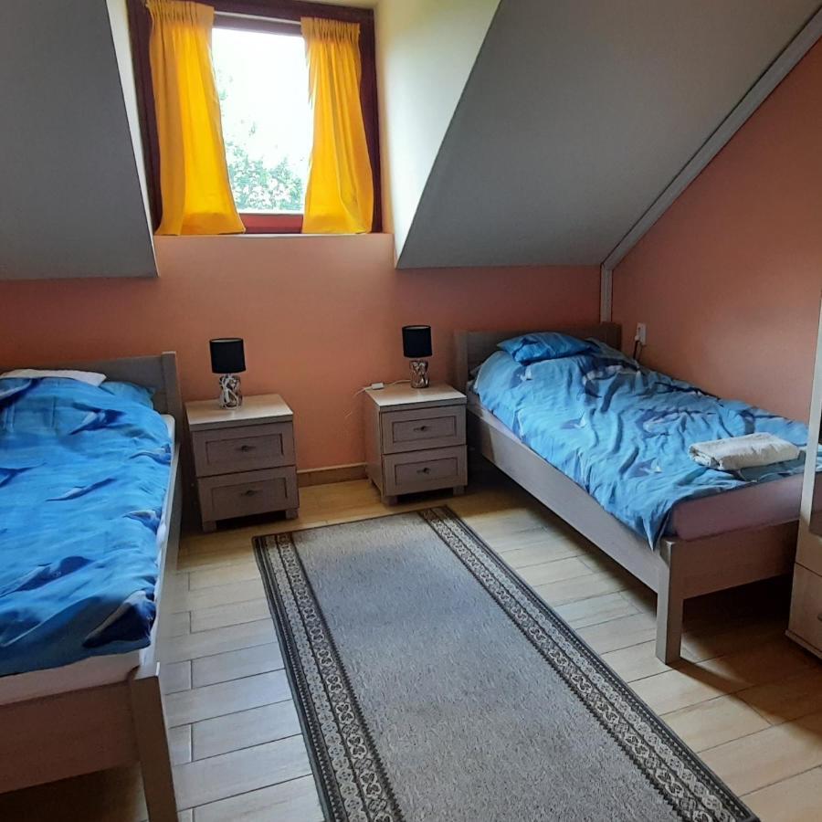 Torony Lovarda Maganszallas Kiskunfélegyháza Buitenkant foto